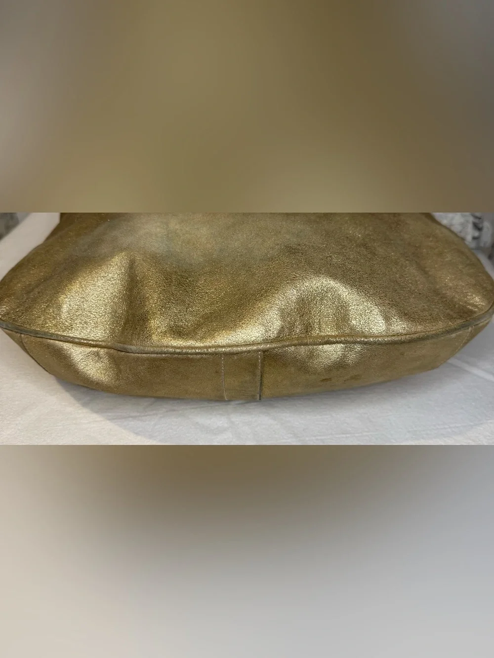 *Coach SoHo Hobo Tortilla Bag Gold Metalic Goat Suede Vintage 2005 9757